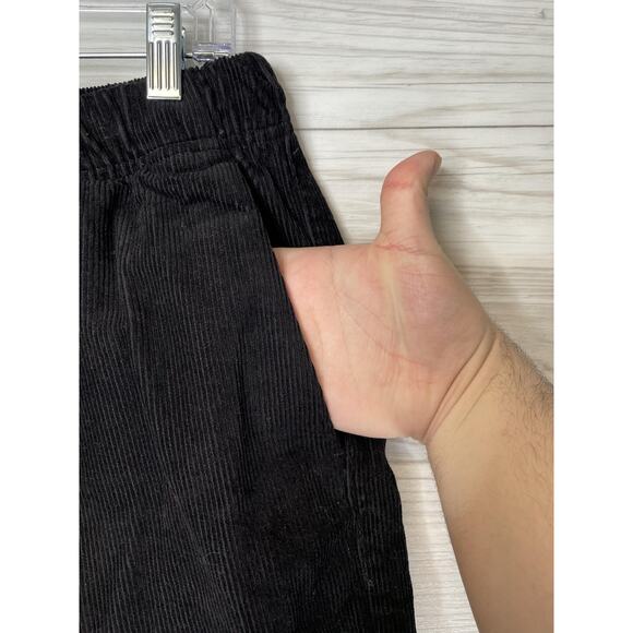 H&M Shorts Mens Small Black Relaxed Fit Corduroy Elastic Waist Belted Pockets - Picture 3 of 13